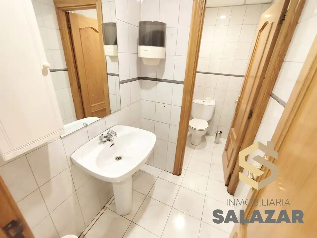 Office space with lift for sale in Uribitarte Kalea, imagen 17