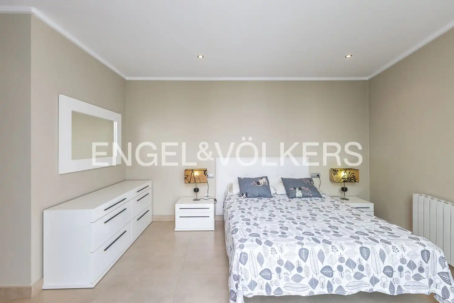 Habitación de Casa adosada en venta en Carcaixent con Aire acondicionado, Calefacción y Terraza