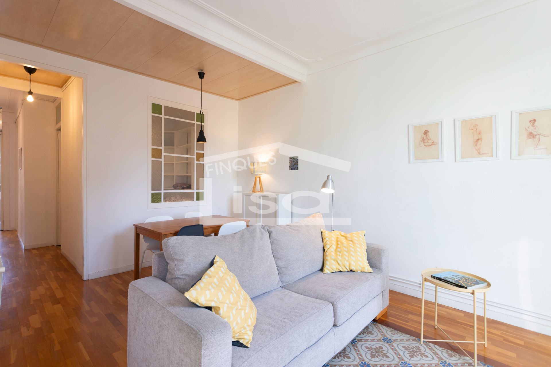 Sala d'estar de Pis en venda en  Barcelona Capital amb Aire condicionat, Calefacció i Parquet