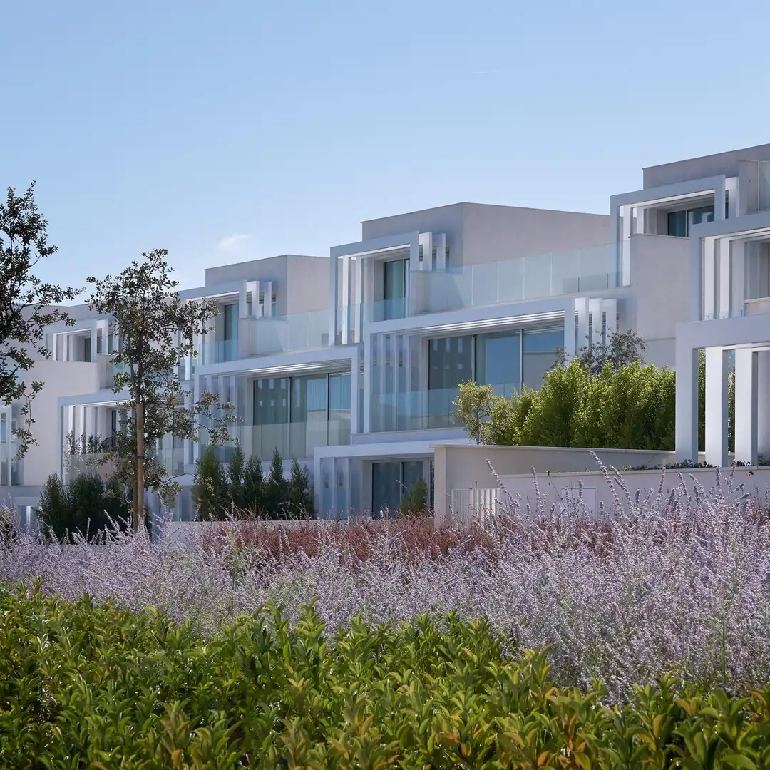 Vista exterior de Casa adosada en venta en Sotogrande con Calefacción, Terraza y Jacuzzi