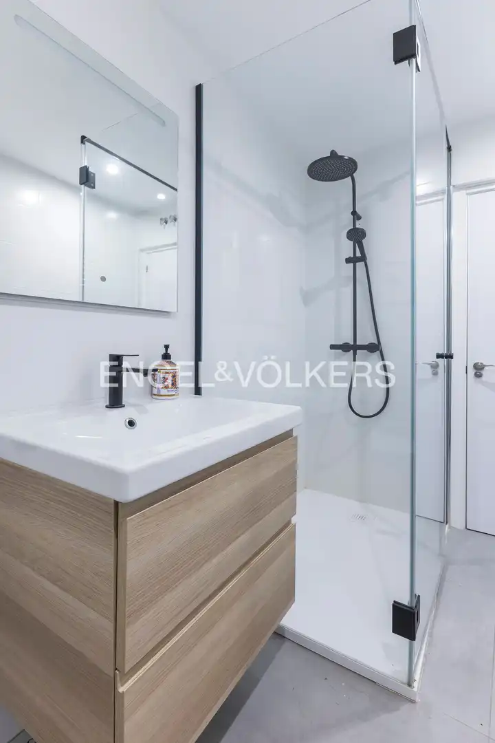 Bathroom of Flat for sale in Centro