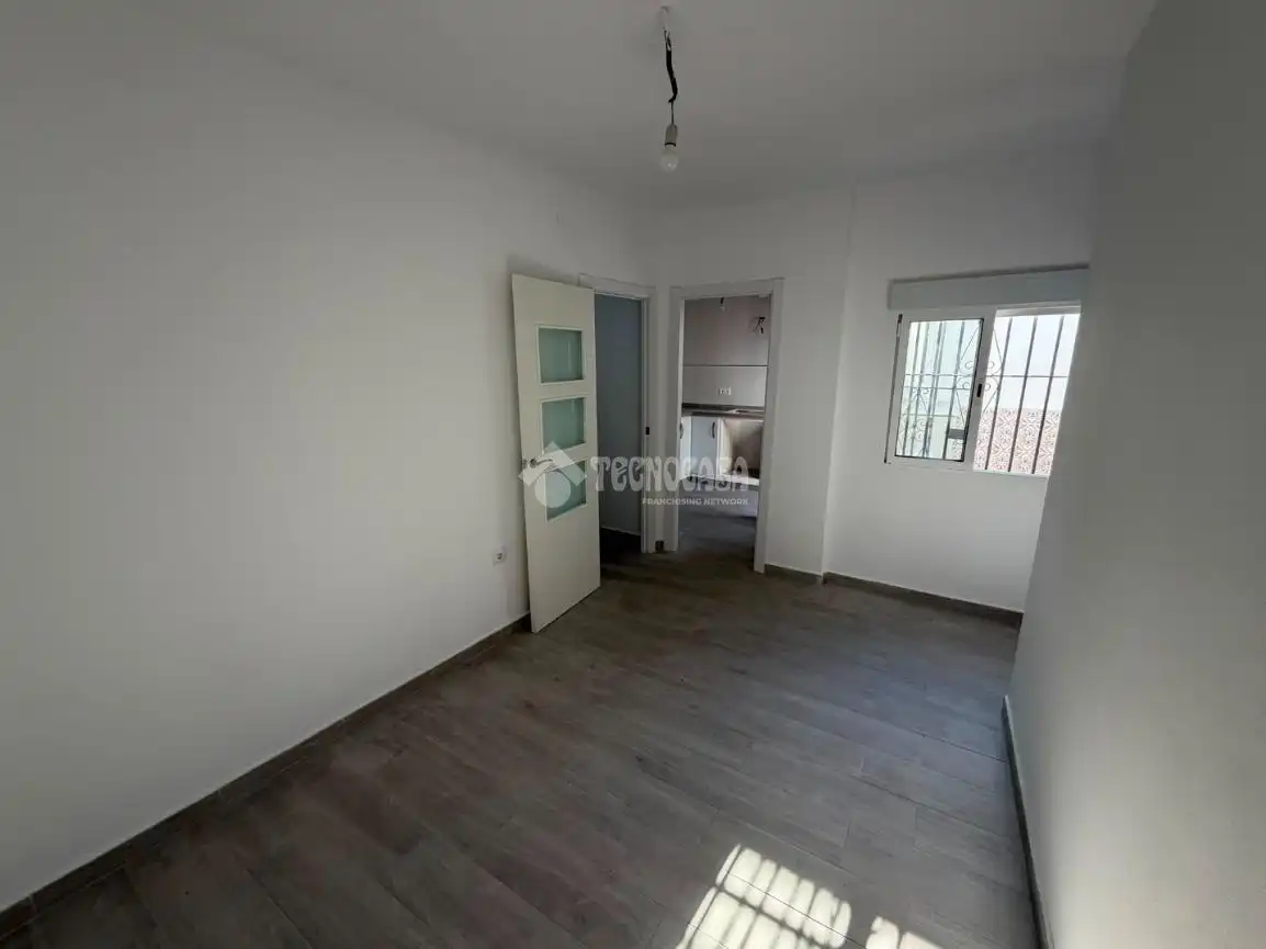 Schlafzimmer von Wohnung zum Verkauf in Isla Cristina mit Balkon
