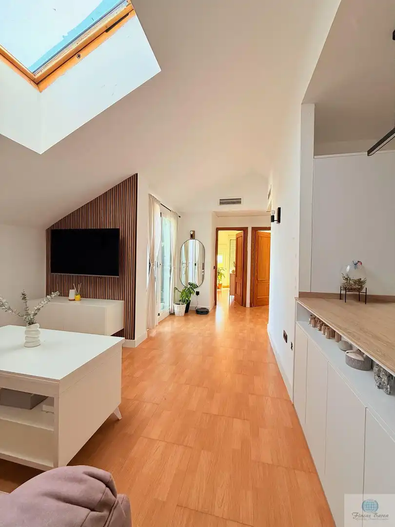 Attic for sale in Fuengirola  with Air Conditioner, Terrace and Community pool