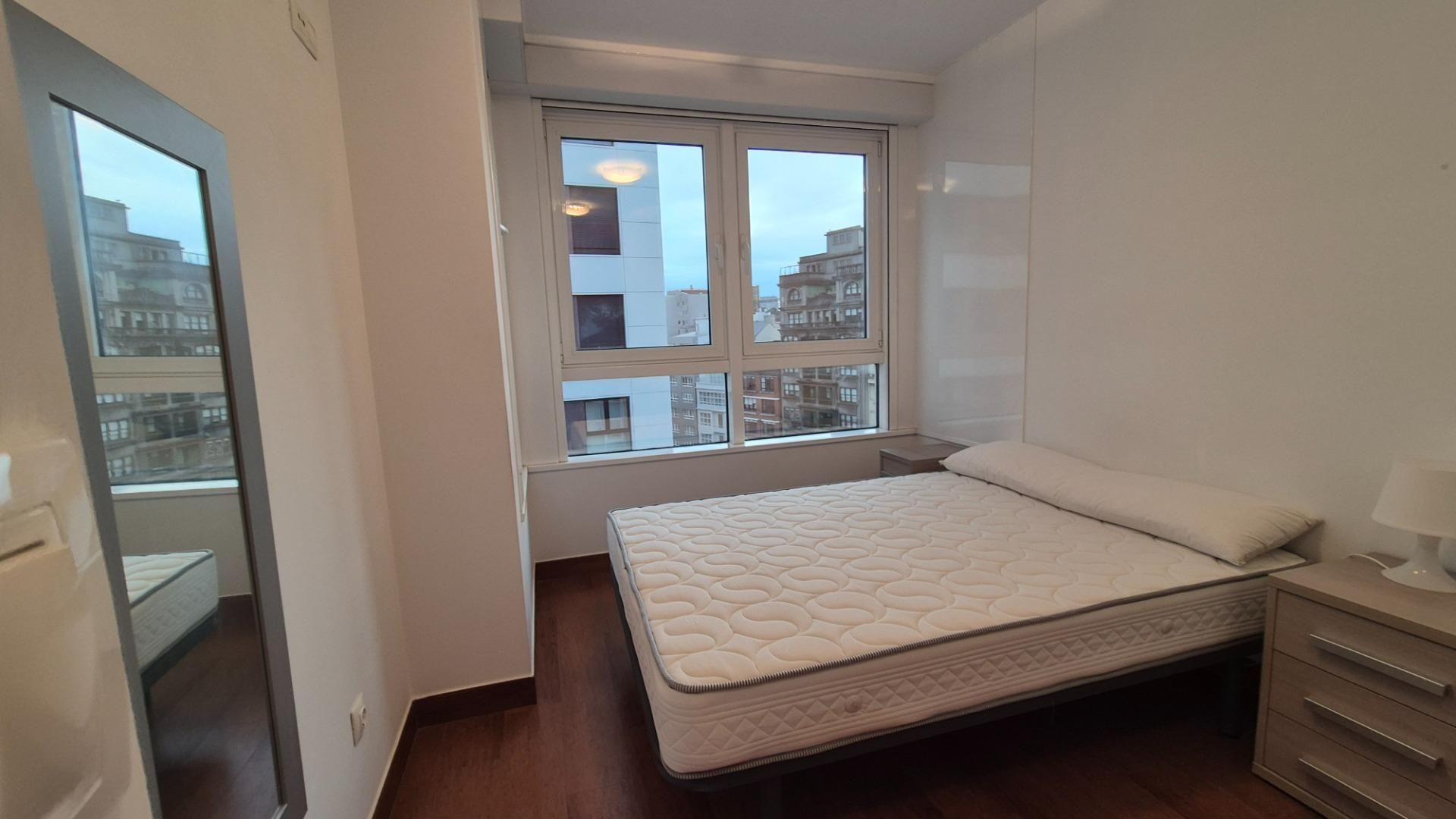 Apartament de lloguer a Calle de la Primavera, Cuatro Caminos - Plaza de la Cubela