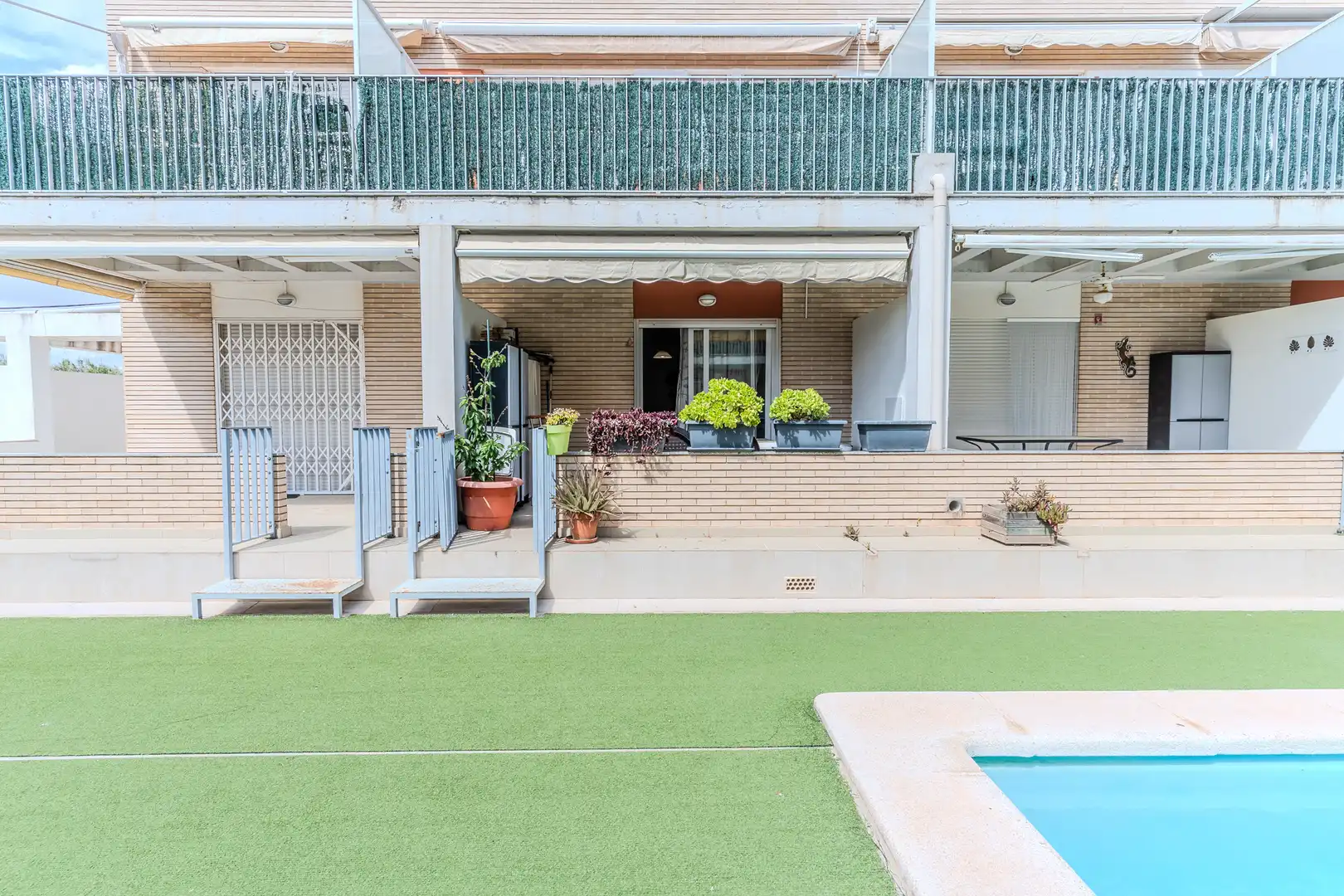 Exterior view of Duplexes for sale in Benicarló  with Air Conditioner, Terrace and Balcony