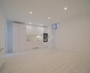 Flat for sale in Calle del Conde de Aranda,  Madrid Capital