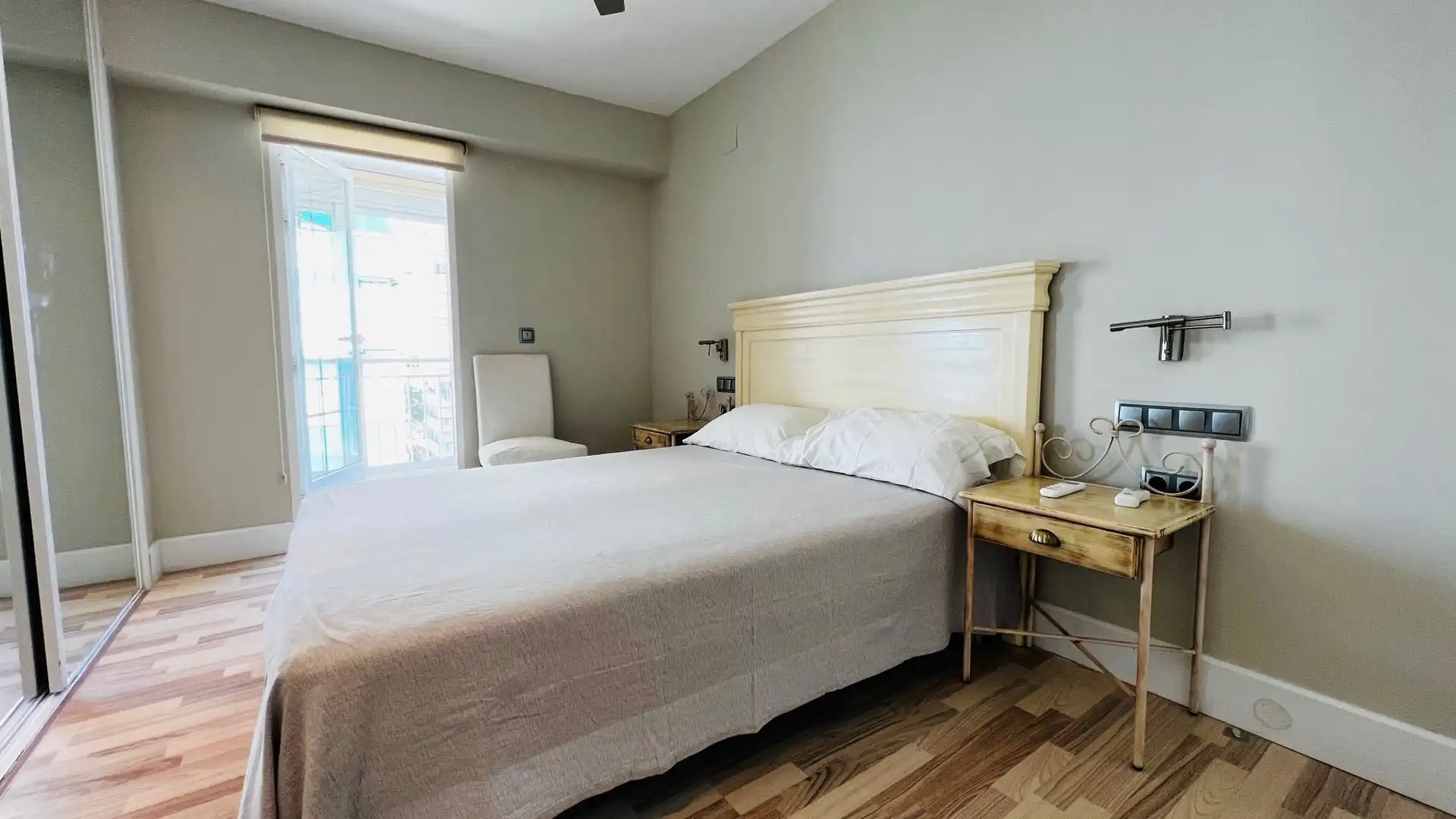 Dormitori de Apartament en venda en Benidorm amb Aire condicionat, Calefacció i Terrassa