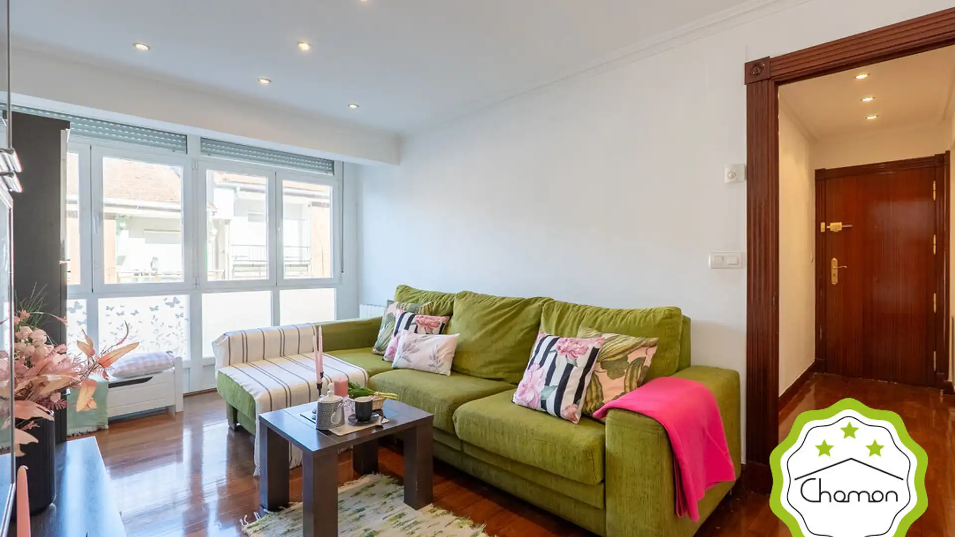 Sala d'estar de Pis en venda en Portugalete amb Calefacció i Traster