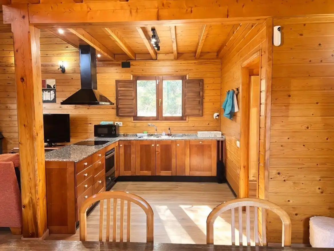 Cuina de Finca rústica en venda en Prades amb Jardí privat, Parquet i Terrassa