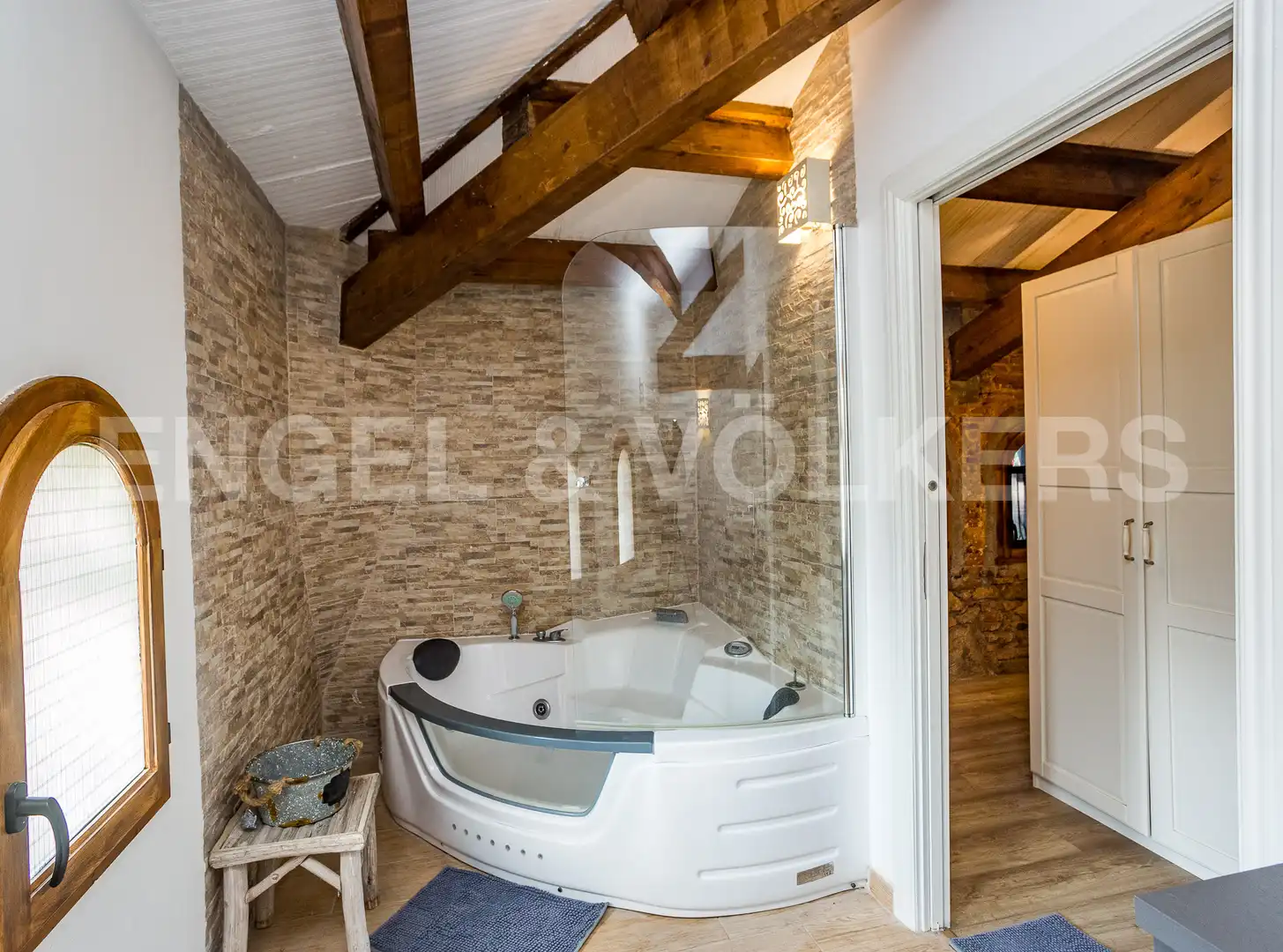 Bathroom of Country homes for sale in Llinars del Vallès  with Air Conditioner, Heating and Private garden