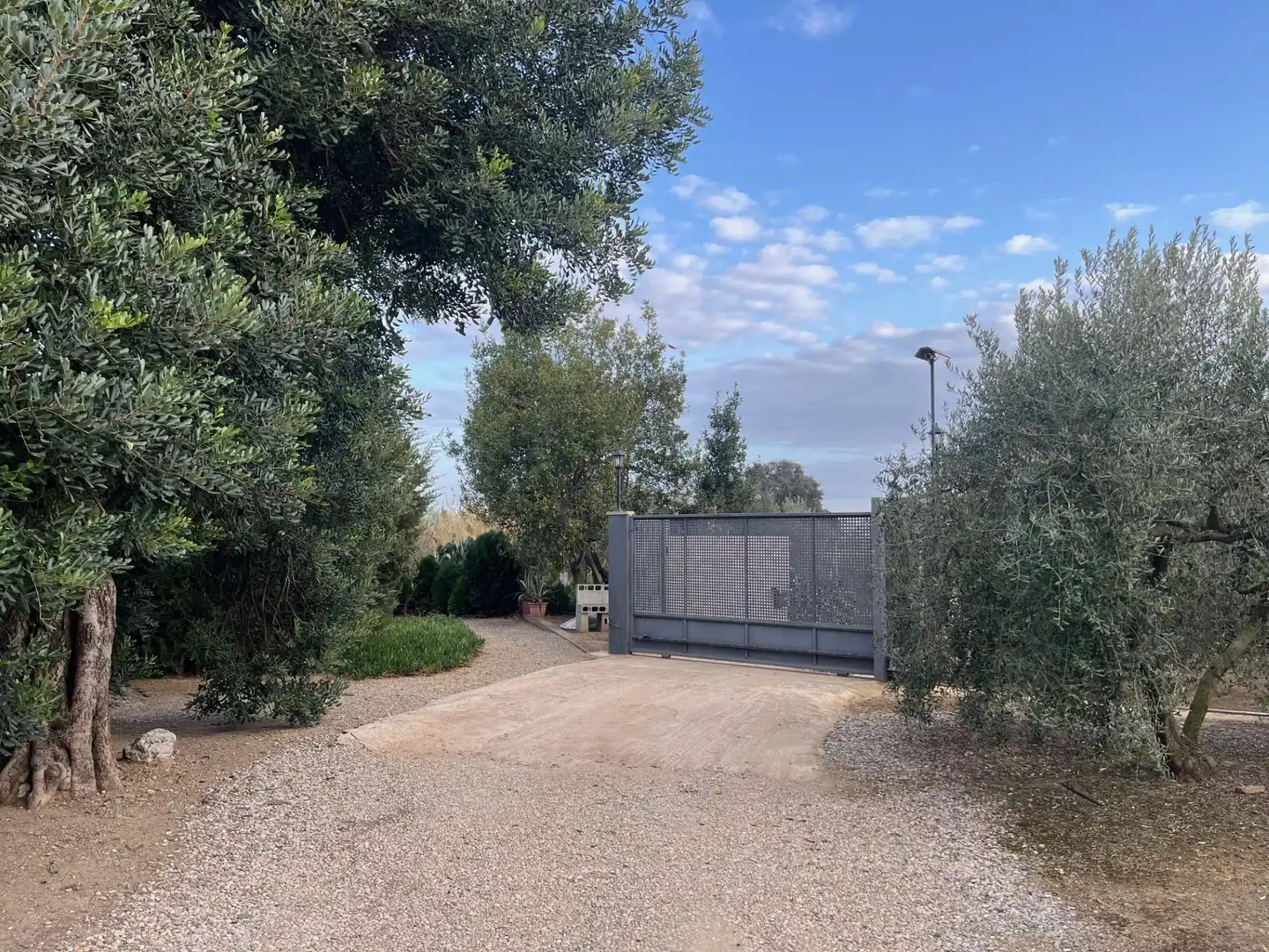 Vista exterior de Finca rústica en venda en Reus amb Calefacció, Terrassa i Moblat