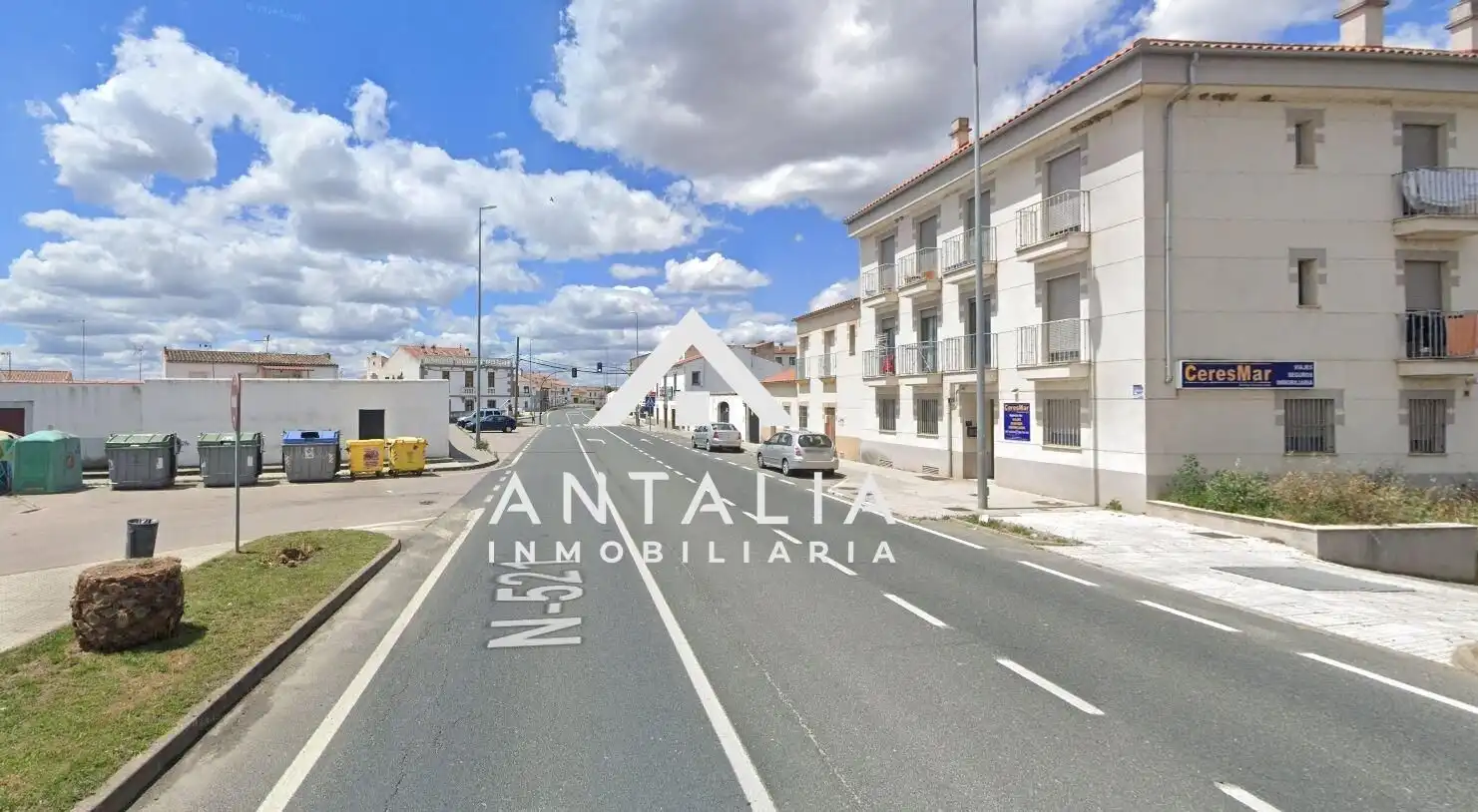 Terreni e lotti in vendita a Malpartida de Cáceres, imagen 2