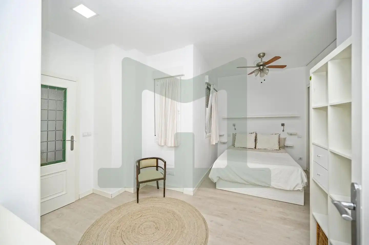 Schlafzimmer von Wohnung zur Miete in Madrid mit Klimaanlage, Heizung und Terrasse