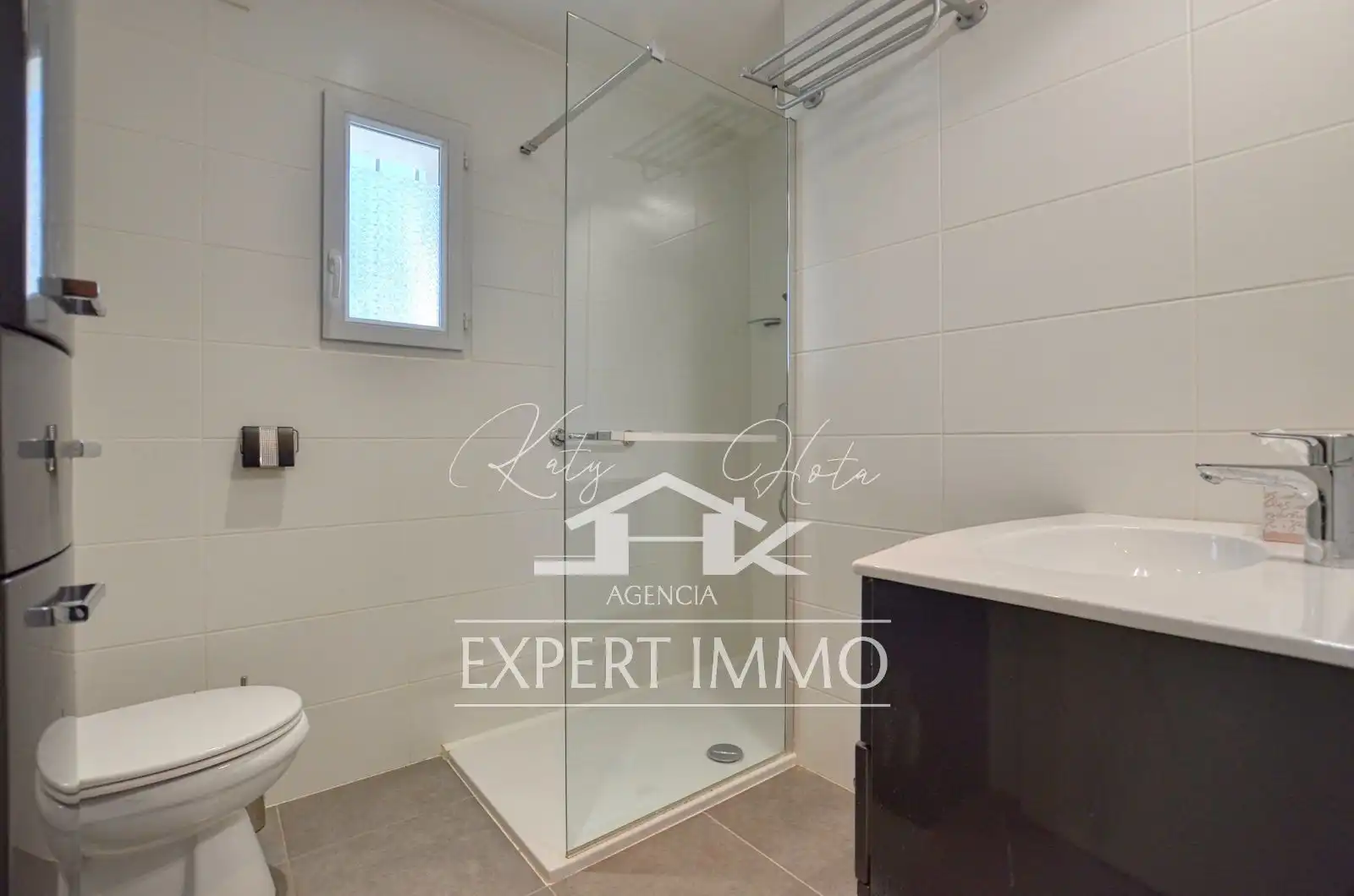 Baño de Casa o chalet en venta en Empuriabrava con Calefacción, Jardín privado y Terraza