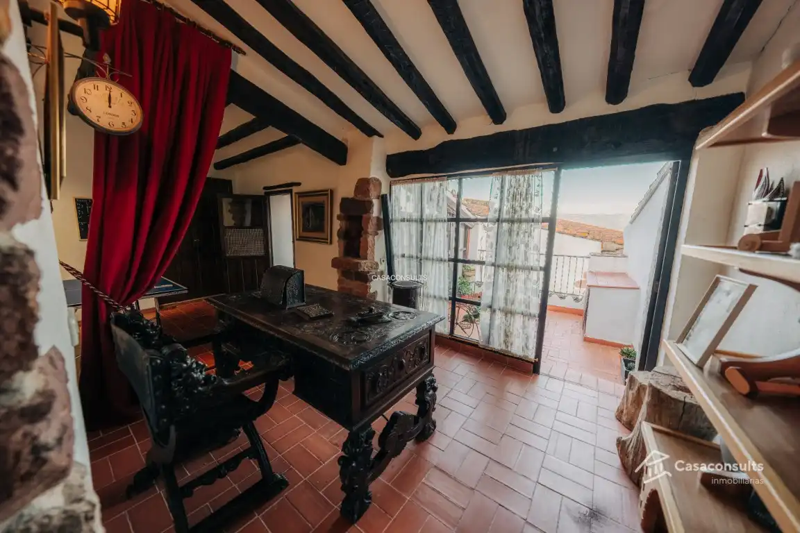 Houses for sale in Vilafamés  with Air Conditioner, Heating and Terrace