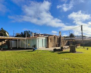 Exterior view of House or chalet for sale in San Cristóbal de la Laguna  with Heating, Private garden and Parquet flooring