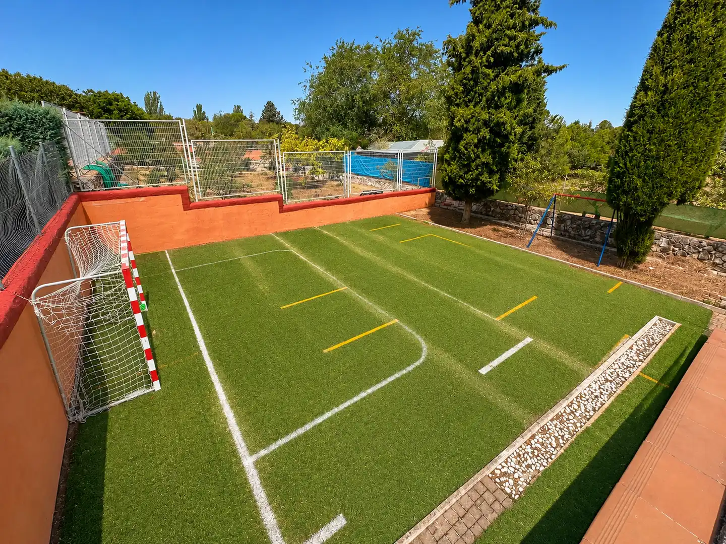 Jardín de Casa o chalet en venta en Nuevo Baztán con Aire acondicionado, Calefacción y Jardín privado