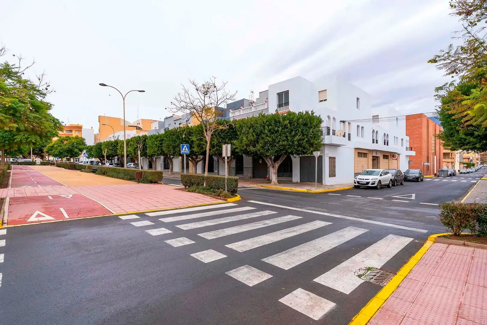 Business premises for sale in Calle huelva