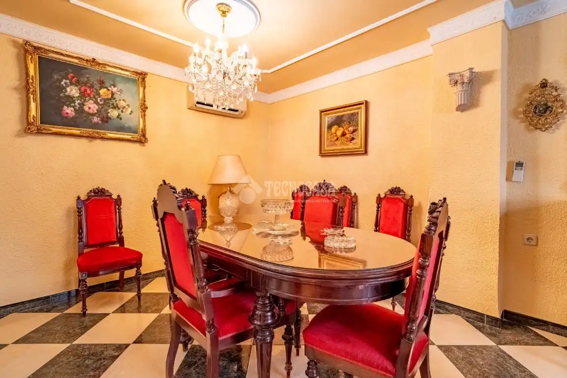 Esszimmer von Einfamilien-Reihenhaus zum Verkauf in Lanjarón mit Klimaanlage, Heizung und Terrasse