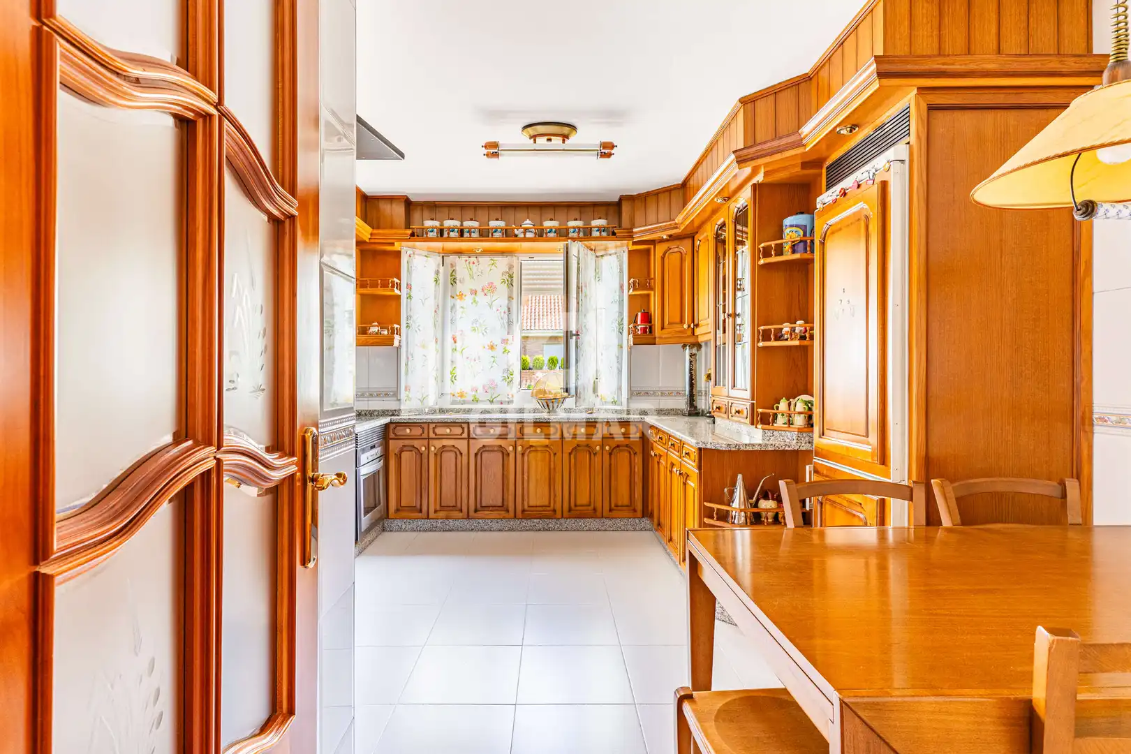 Cocina de Casa o chalet en venta en Villaviciosa de Odón con Calefacción, Jardín privado y Piscina