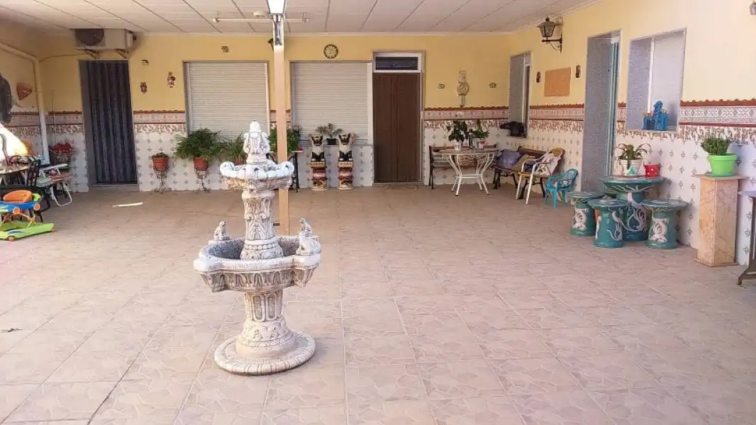 Casa rústica con terraza en venta en Novelda, imagen 3