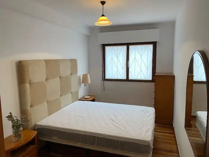 Bedroom of Flat for rent in Gijón   with Heating, Parquet flooring and Furnished