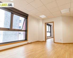 Office for sale in Cangas 