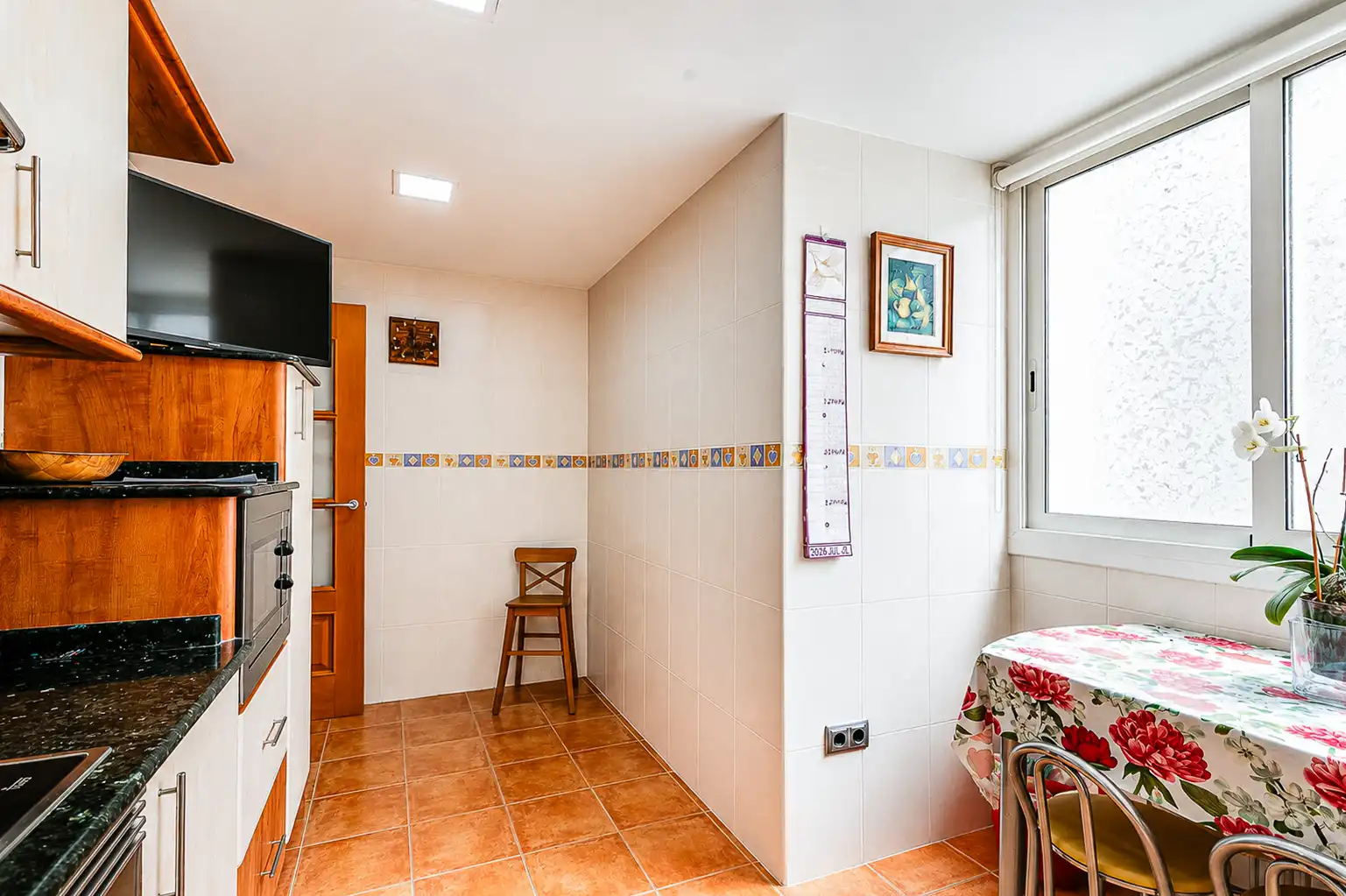 Cuina de Àtic en venda en Santa Coloma de Gramenet amb Aire condicionat, Calefacció i Parquet