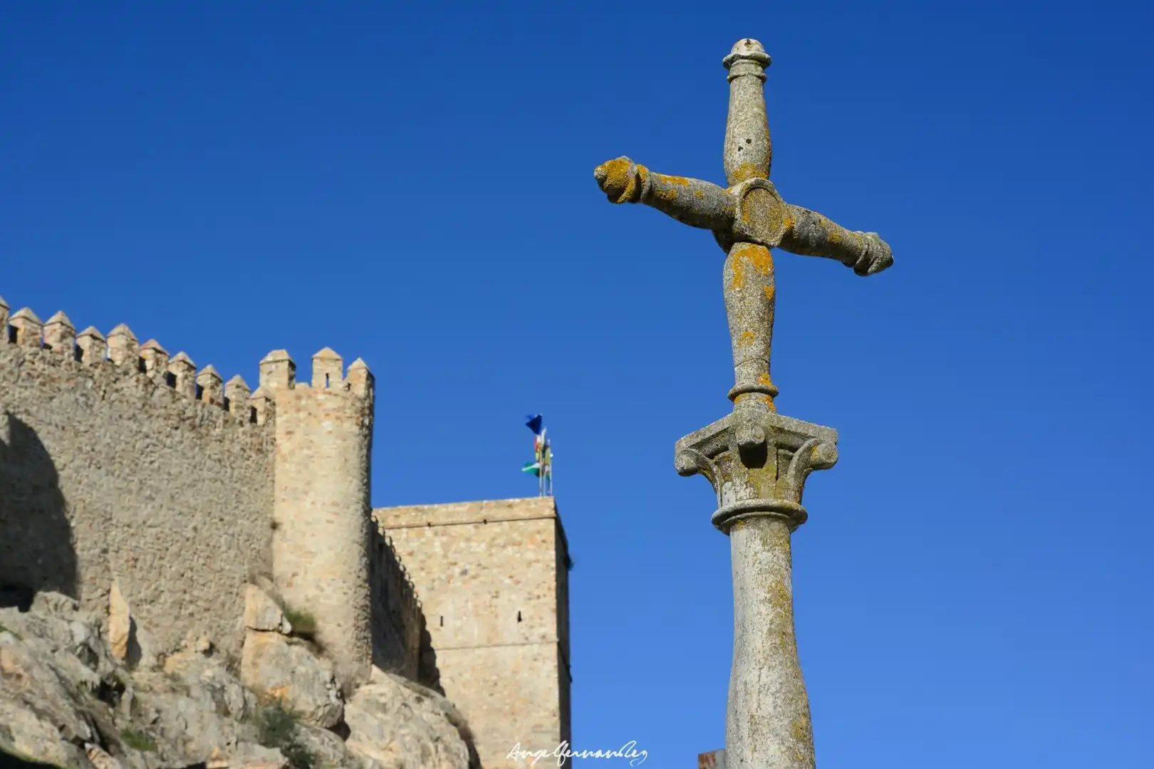 Vista exterior de Casa adosada en venta en Santa Olalla del Cala con Terraza, Trastero y Amueblado