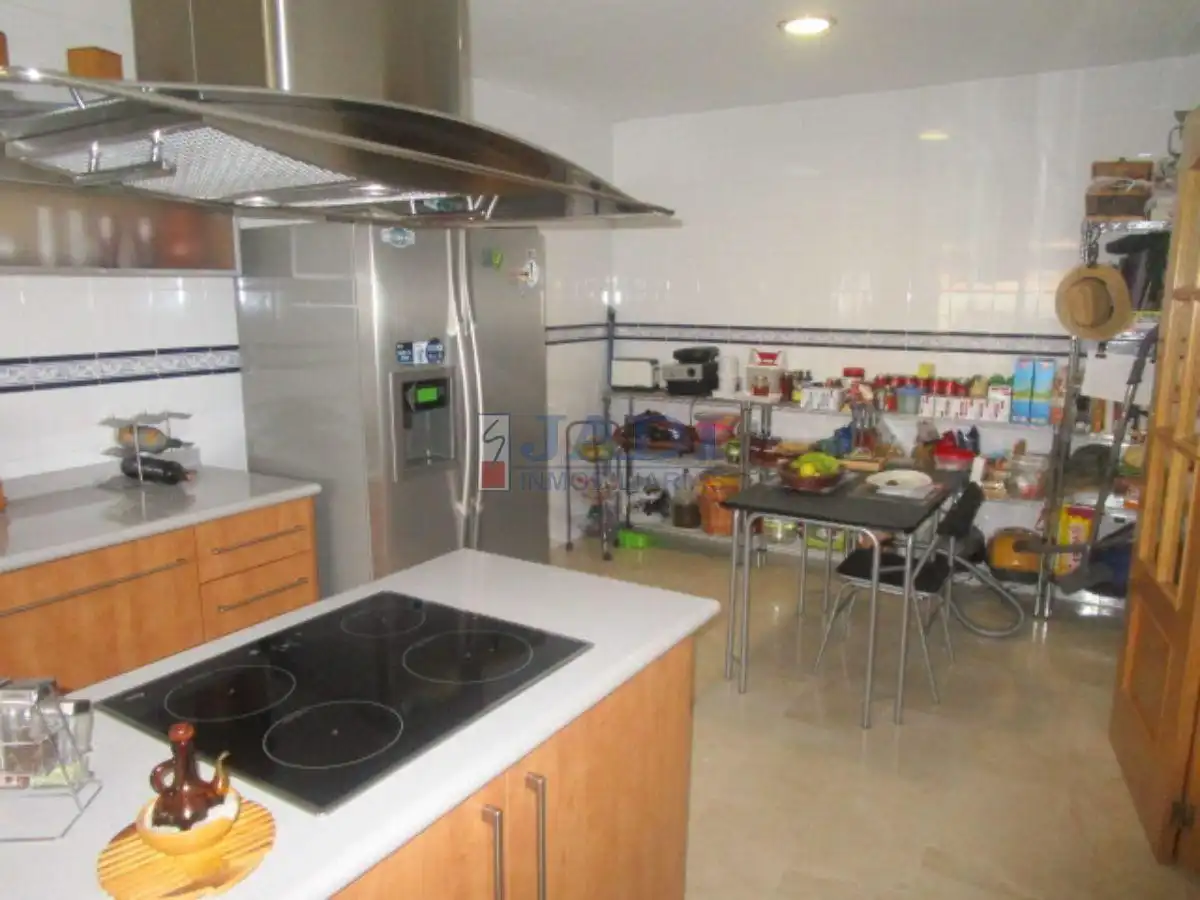 Habitatge en venda a Valdepeñas, imagen 2