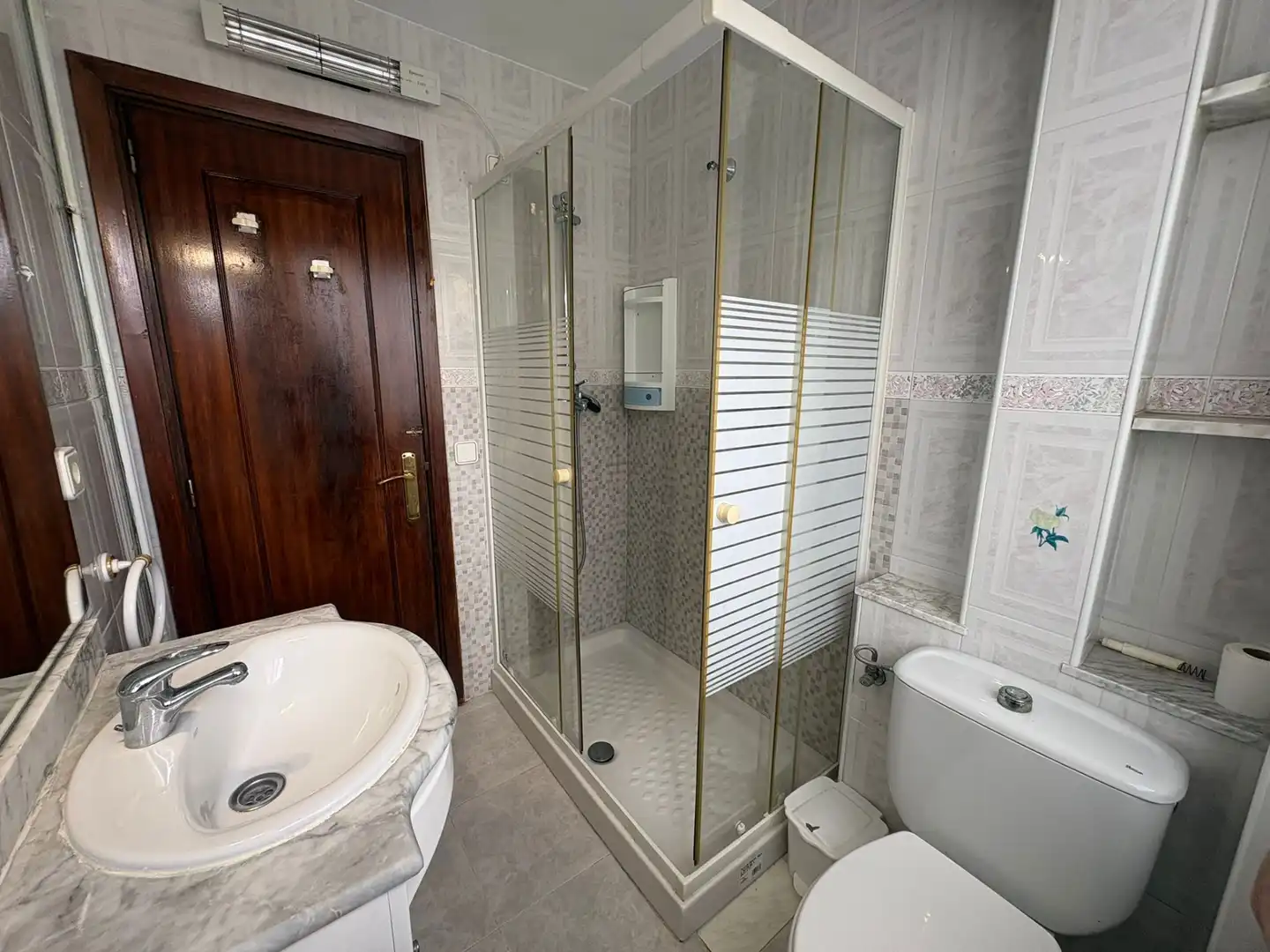 Appartamento con terrazza in vendita a Carrer de Brussel·les, imagen 17