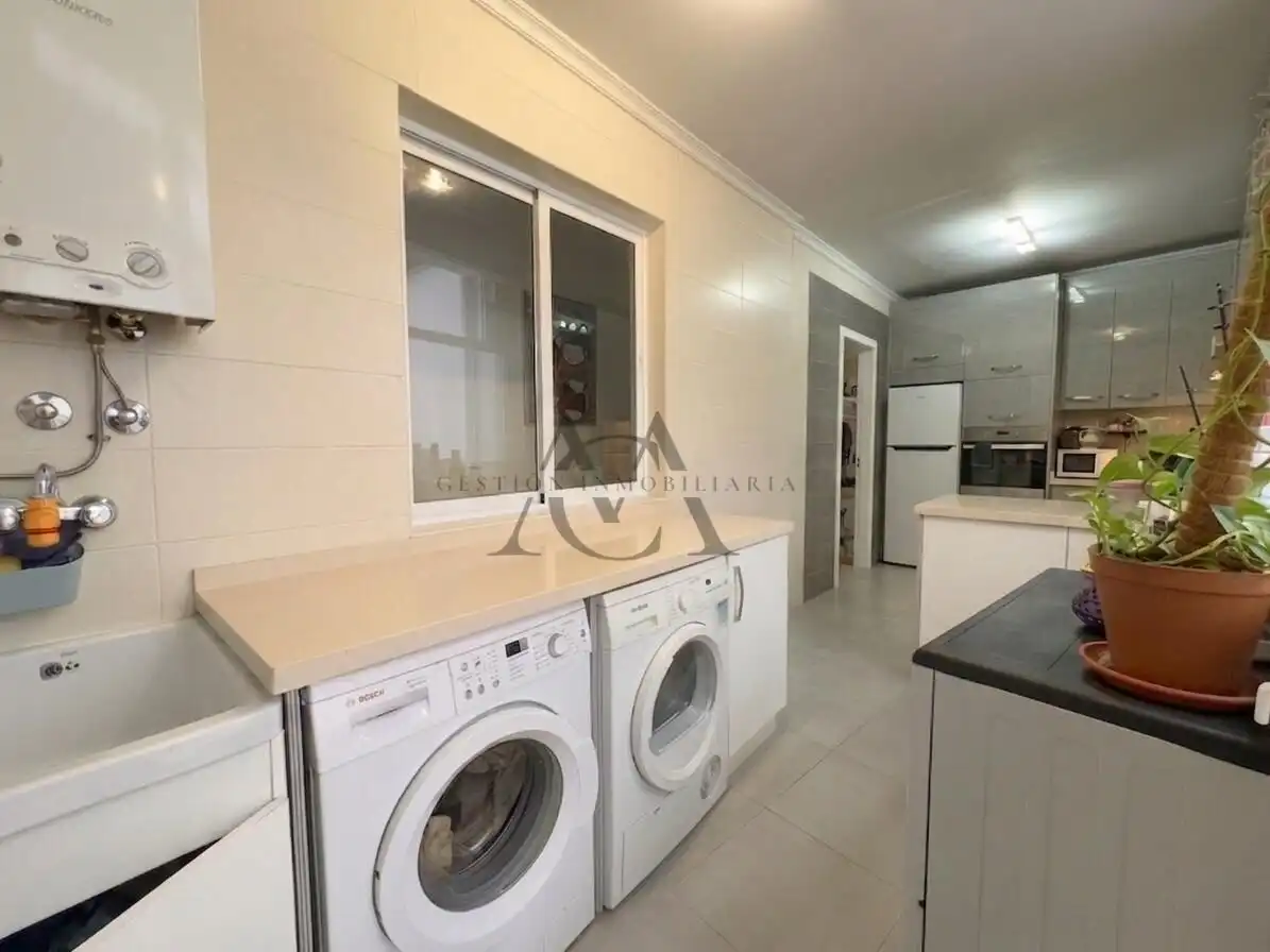 Cocina de Piso en venta en Lucena con Aire acondicionado