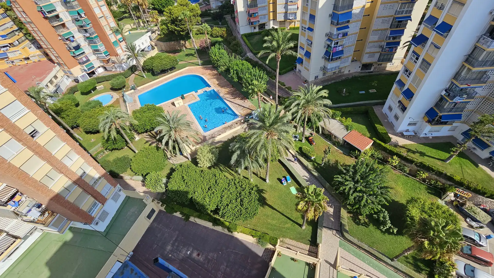 Ático con piscina en venta en Playa de Poniente