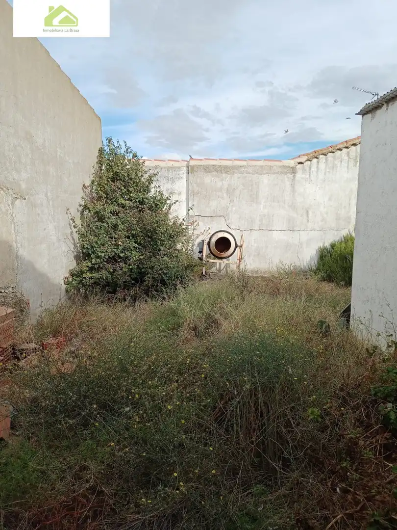 Houses for sale in San Miguel de la Ribera