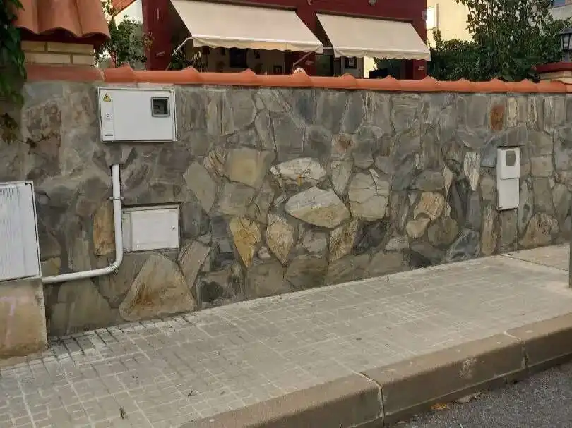 Detached house with terrace for sale in El Catllar, imagen 2