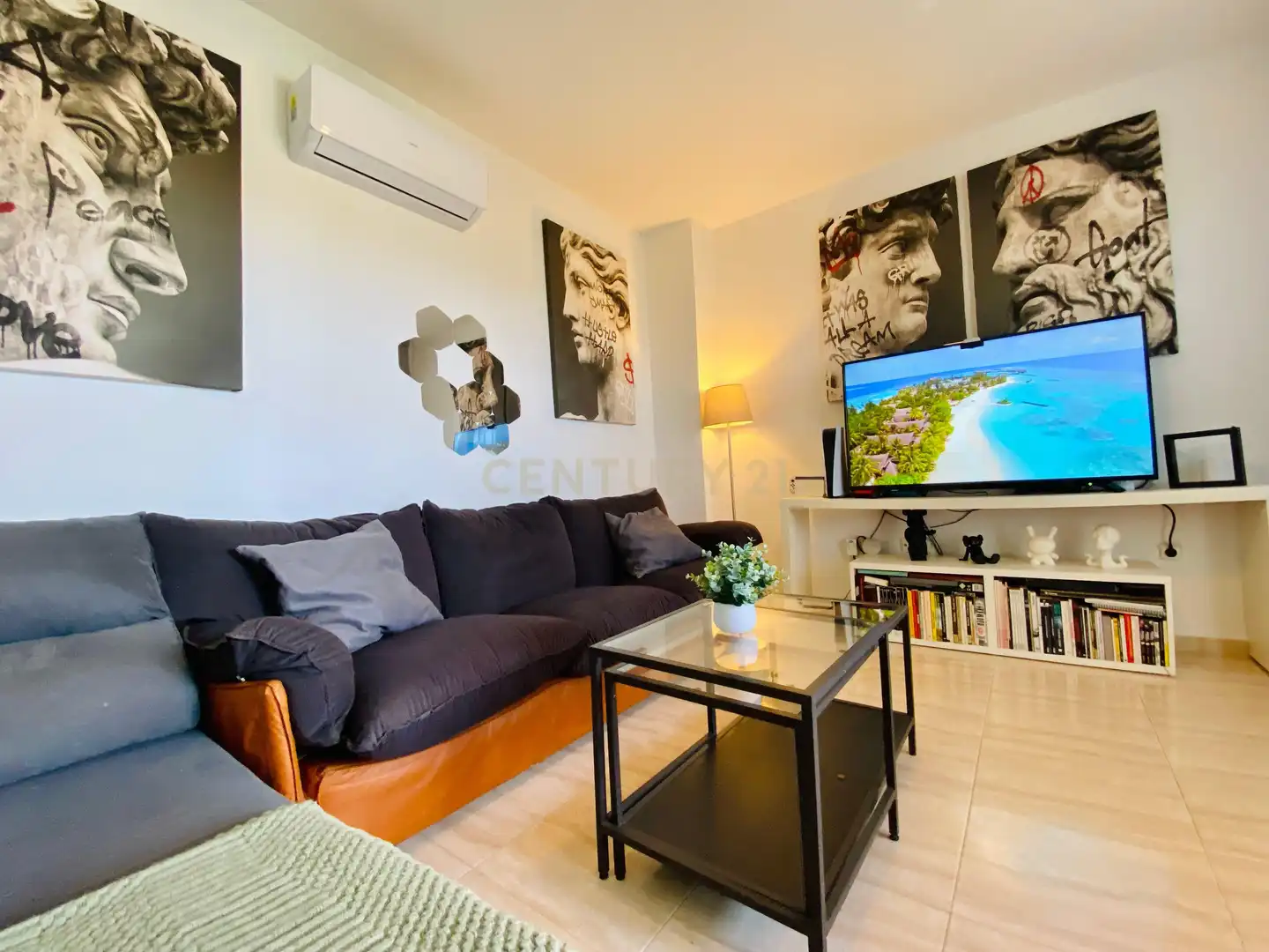 Sala de estar de Apartamento en venta en El Ejido con Jardín privado