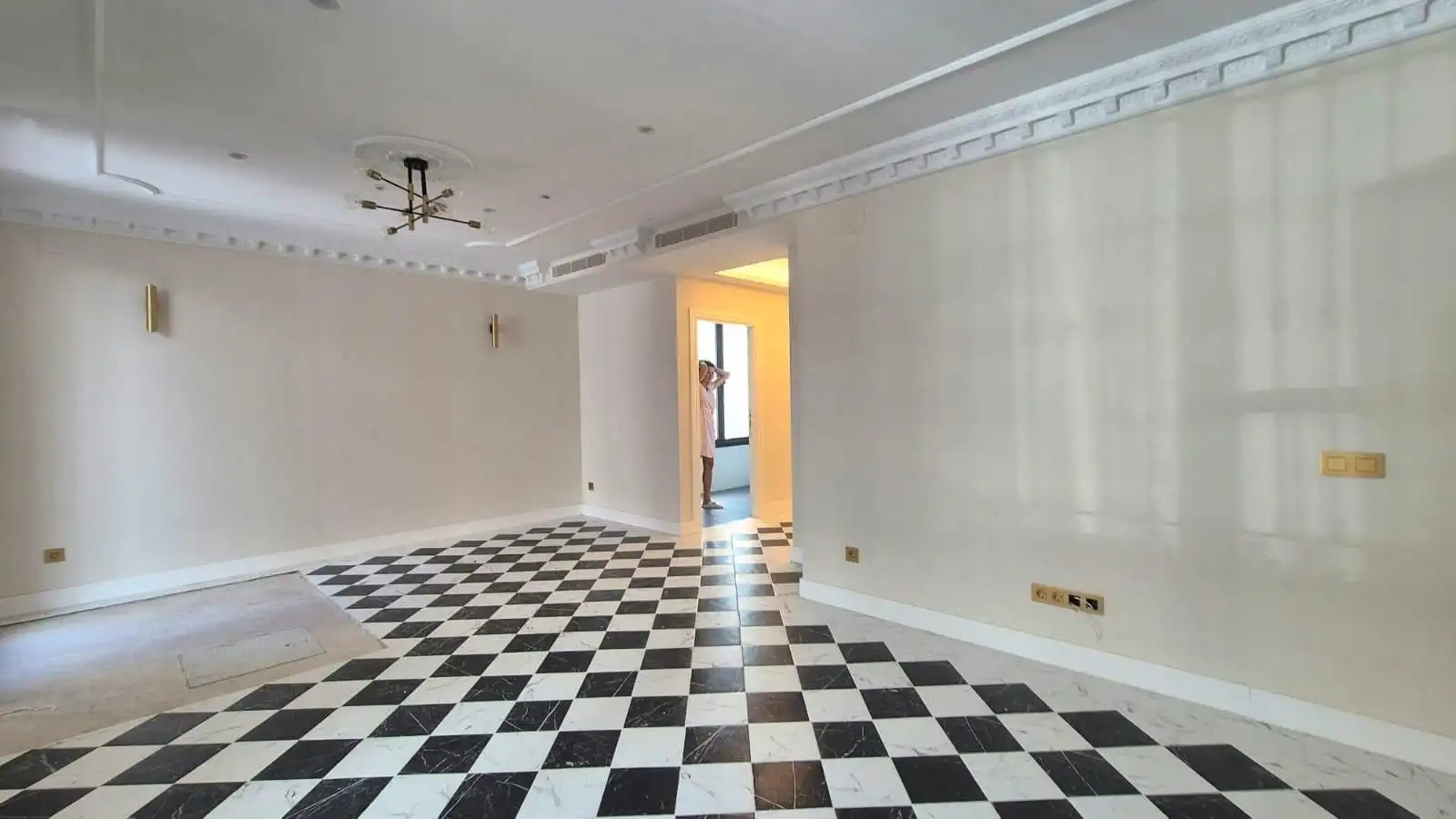 Inmuebles singulares con ascensor en venta en Estepona Pueblo, imagen 44