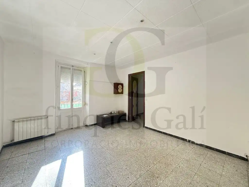 Flat with terrace for sale in Barri Antic