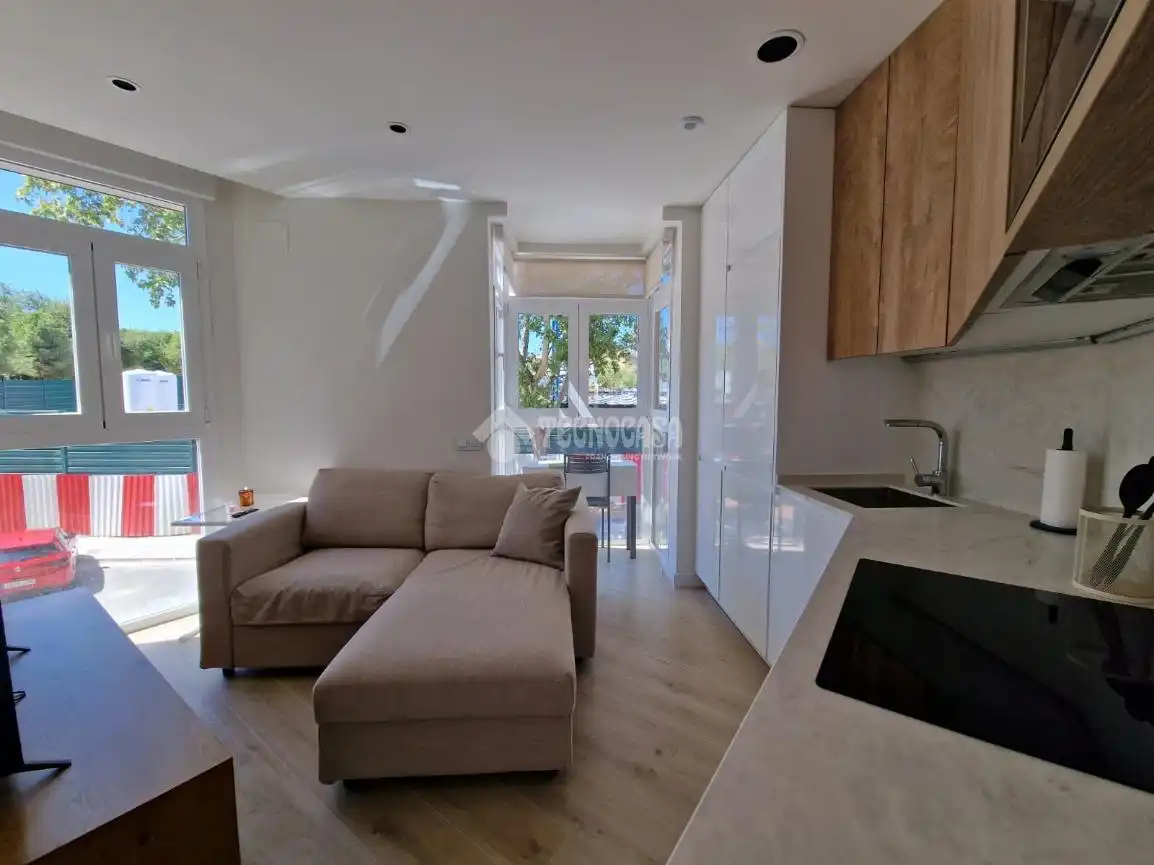 Sala de estar de Estudio en venta en Madrid con Aire acondicionado, Calefacción y Trastero