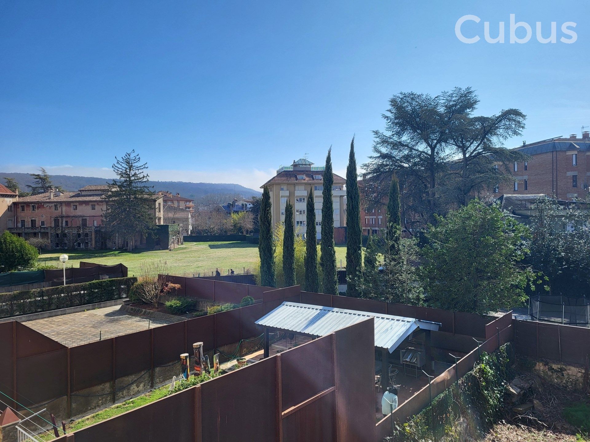 Garden of Flat for sale in Olot  with Air Conditioner, Heating and Balcony