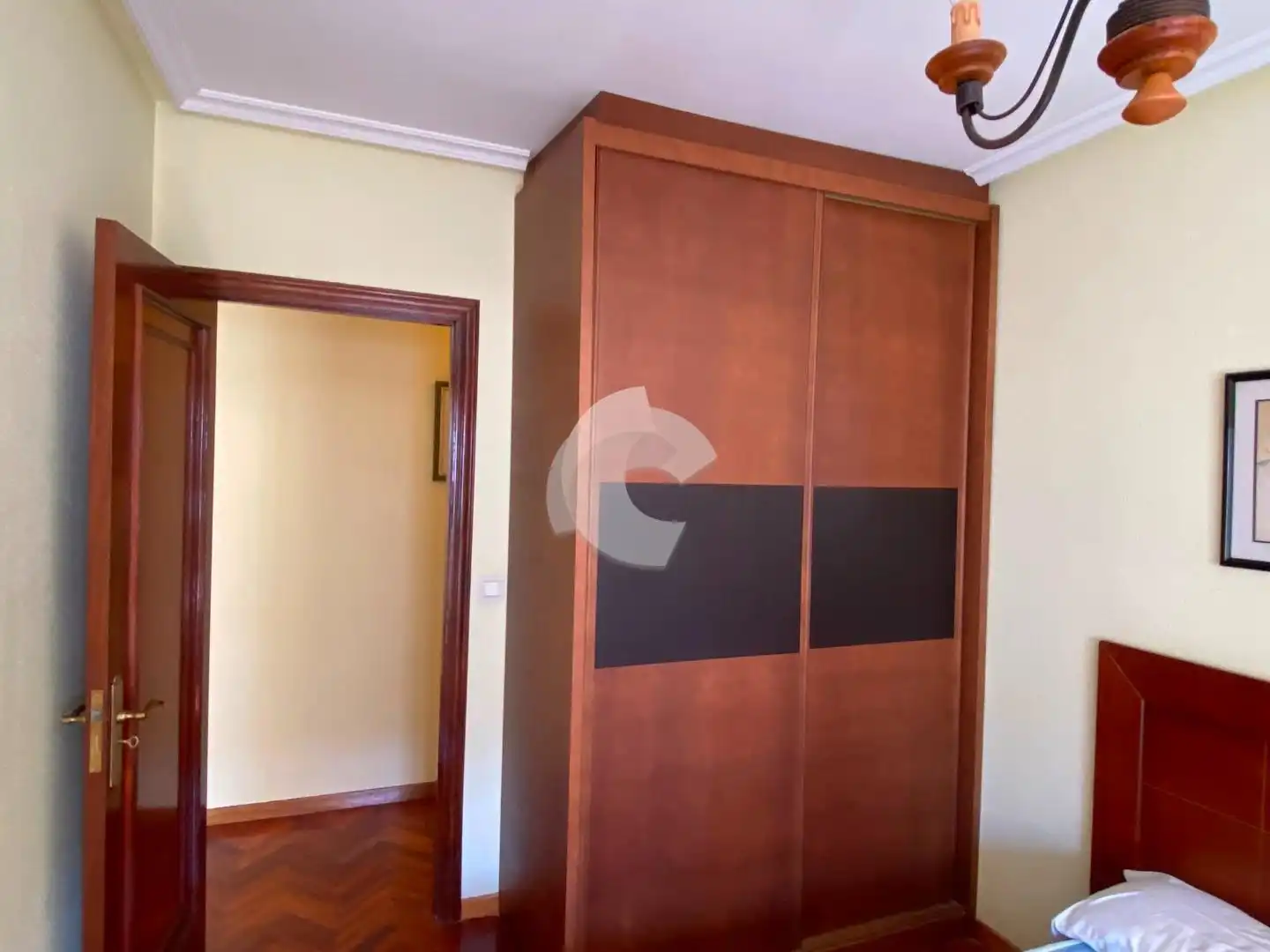 Habitación de Piso en venta en Ourense Capital  con Calefacción y Trastero