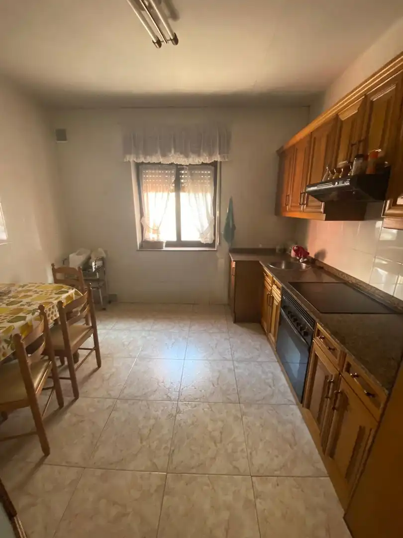Kitchen of Buildings for sale in San Martín del Rey Aurelio