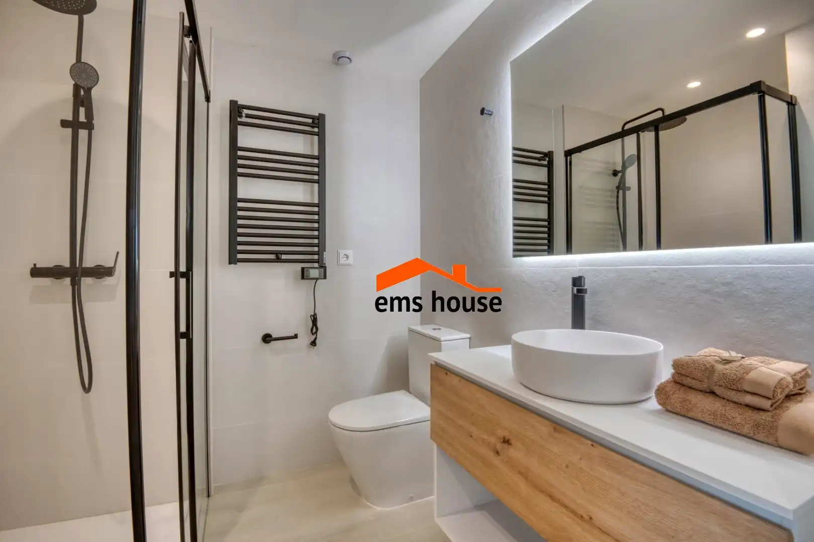 Baño de Apartamento en venta en Calonge i Sant Antoni con Aire acondicionado, Calefacción y Jardín privado