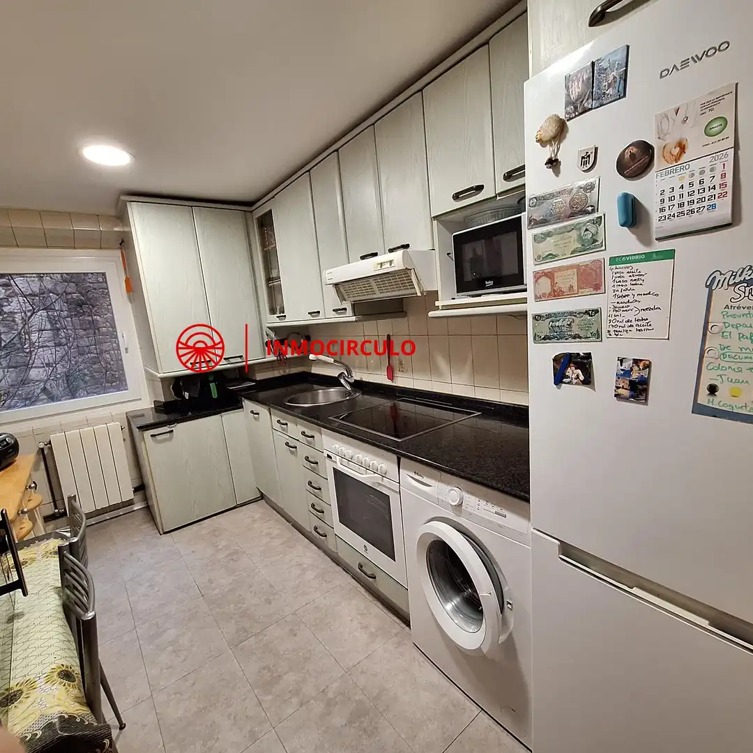 Cocina de Apartamento en venta en Burgos con Calefacción