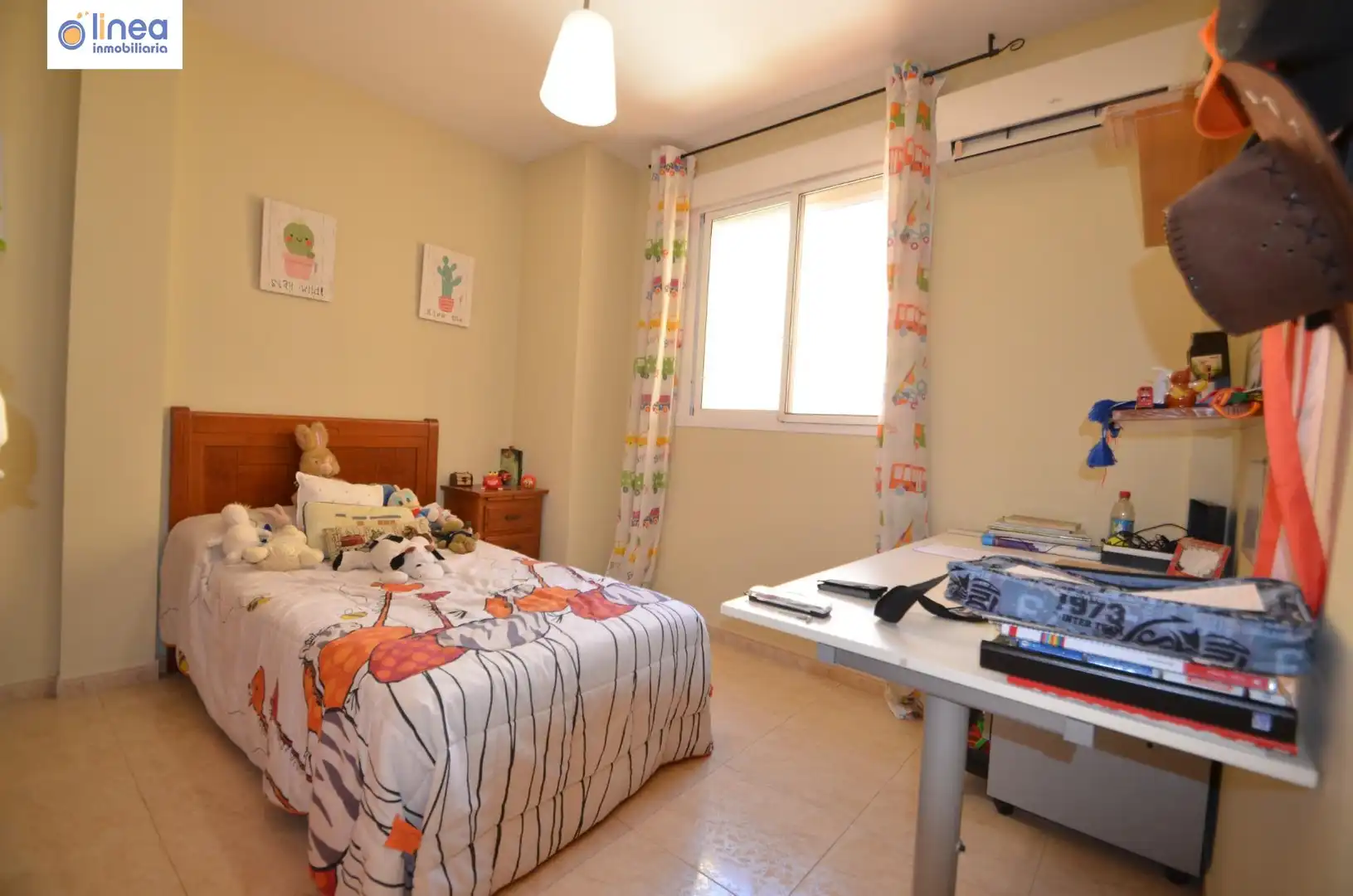 Casa adosada en venta en Calle ANGEL CARA, La Mojonera