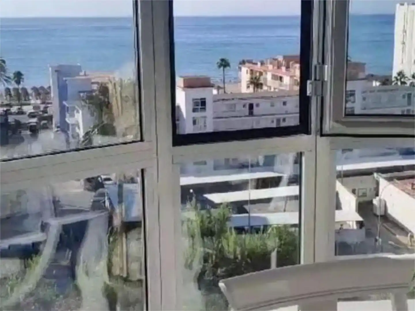 Vista exterior de Pis de lloguer en Fuengirola amb Aire condicionat i Piscina
