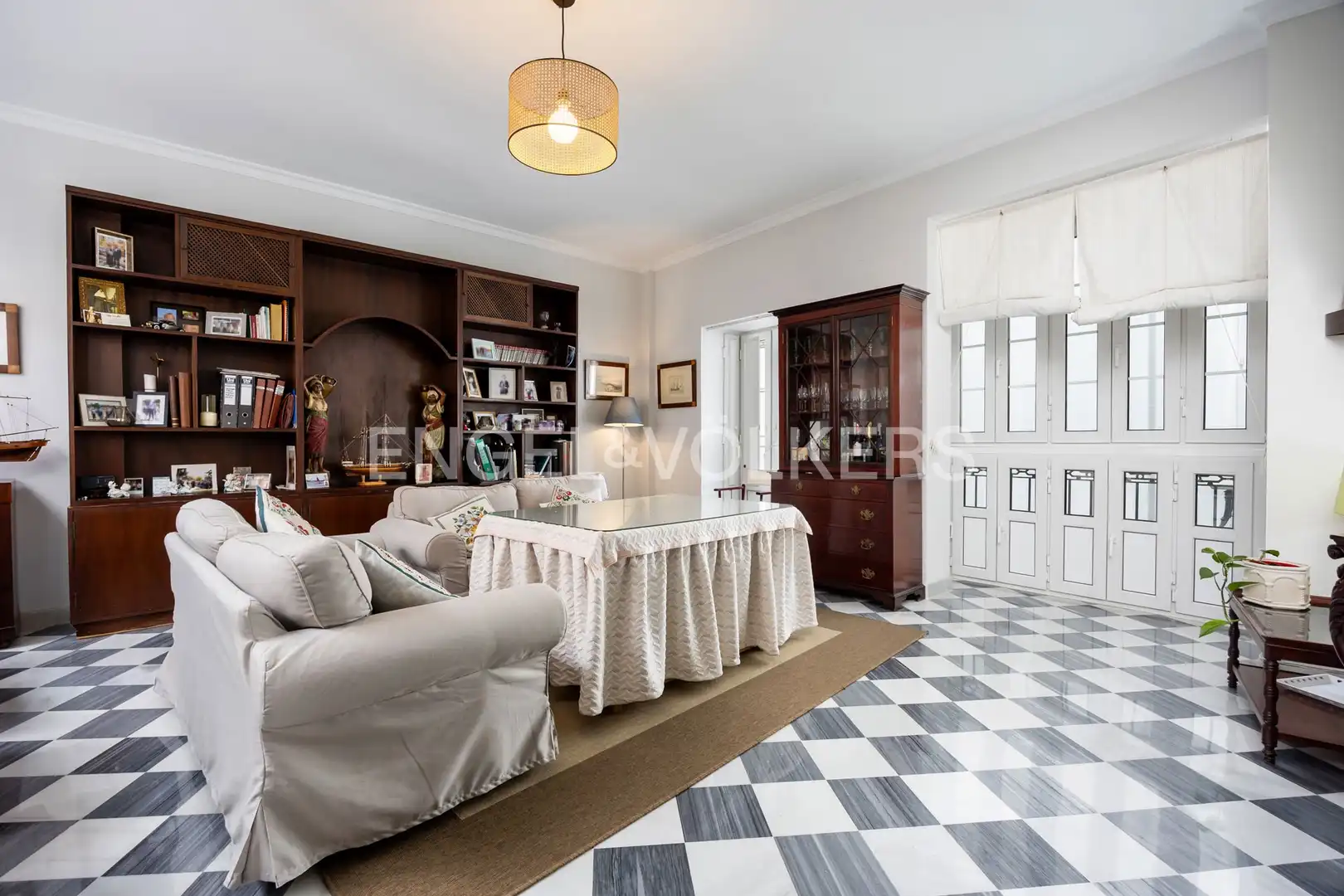 Living room of Houses for sale in Sanlúcar de Barrameda  with Air Conditioner, Heating and Private garden