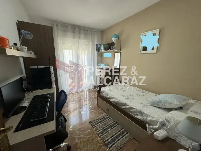 Dormitori de Casa adosada en venda en Palma del Río amb Terrassa i Balcó
