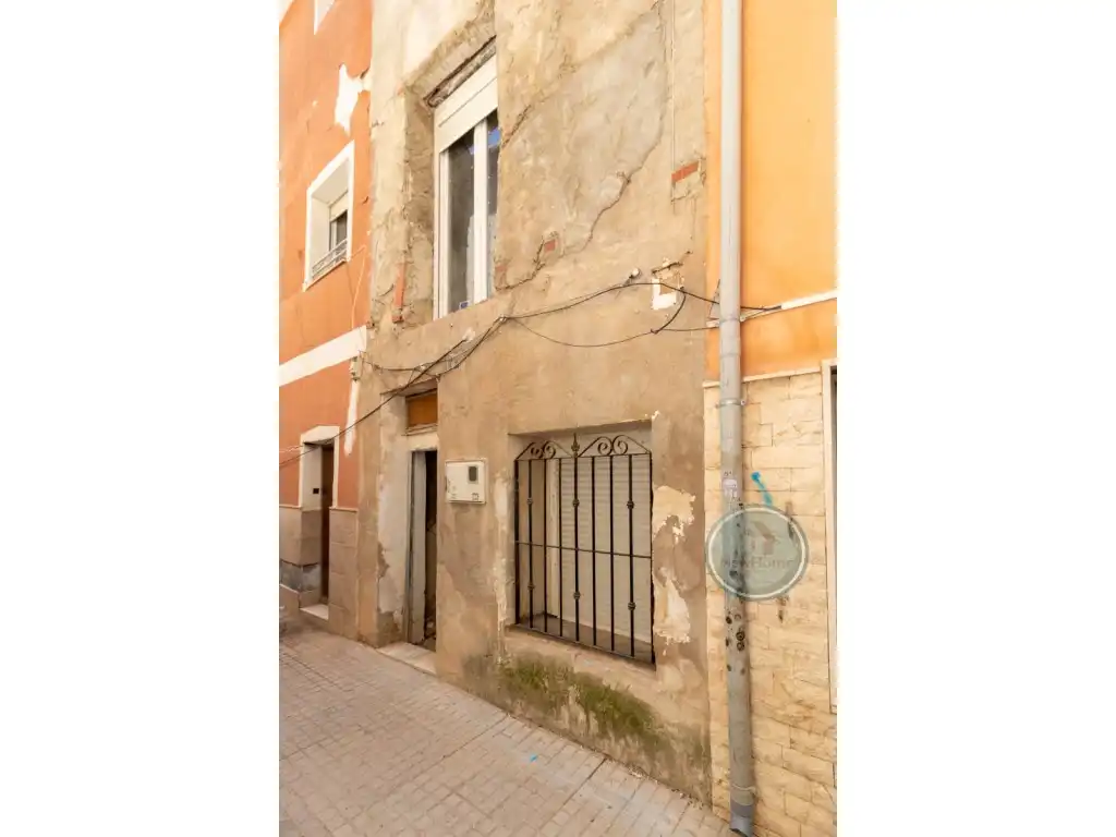 Vista exterior de Casa adosada en venda en Novelda amb Terrassa