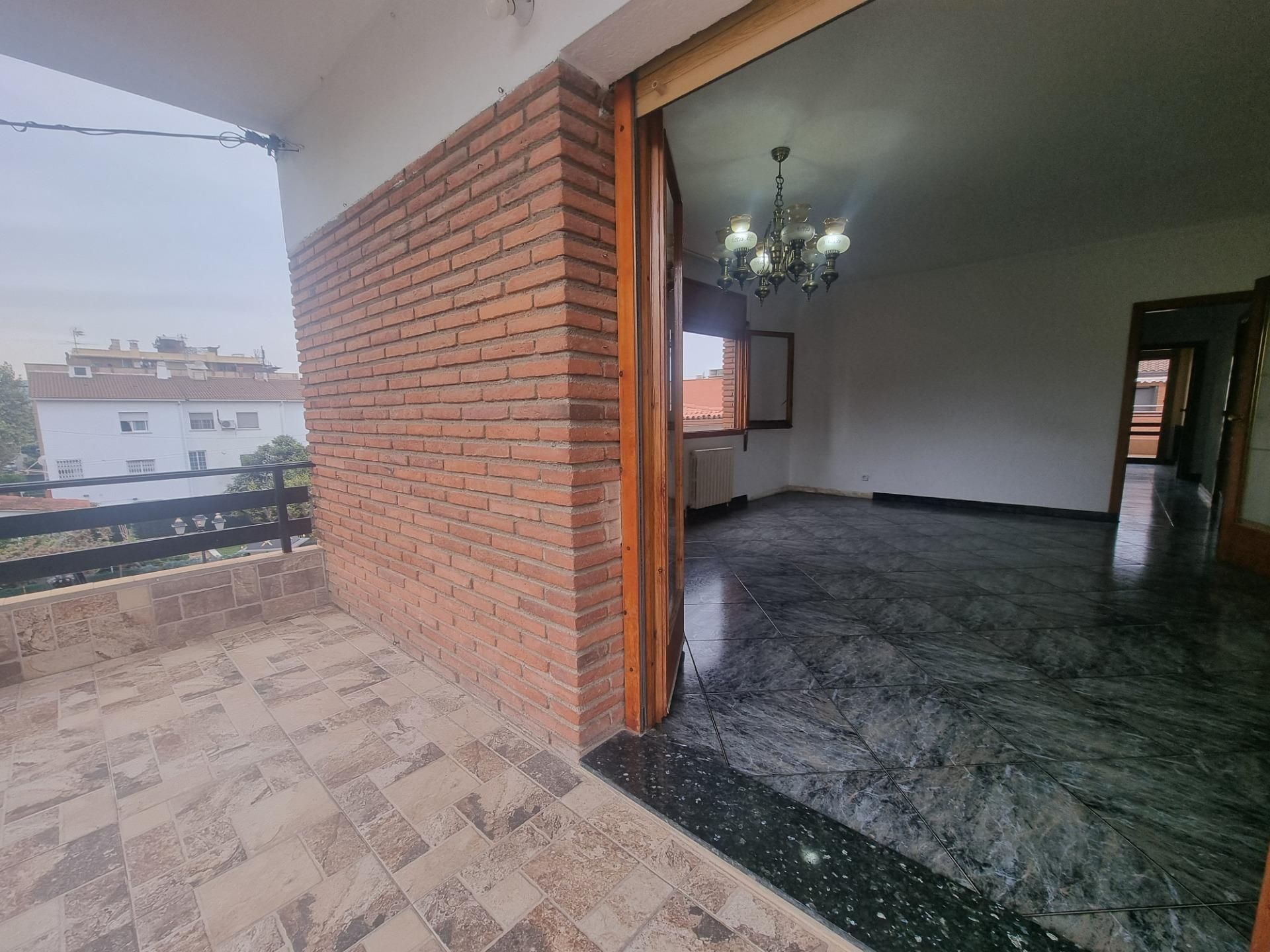 Flat for sale in Parets del Vallès  with Private garden, Terrace and Balcony